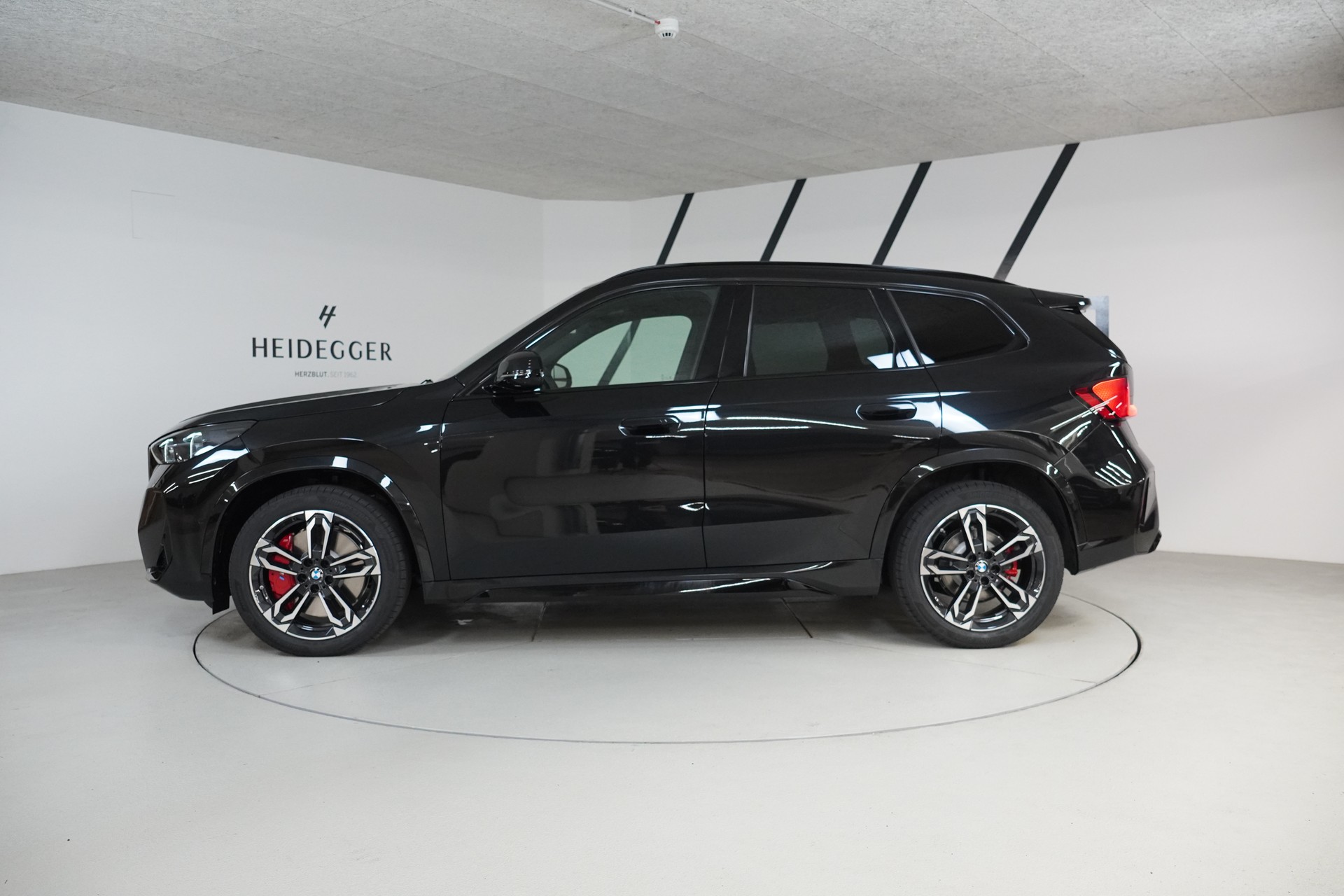 BMW X1 xDrive 23d 48V M Sport Pro - 4