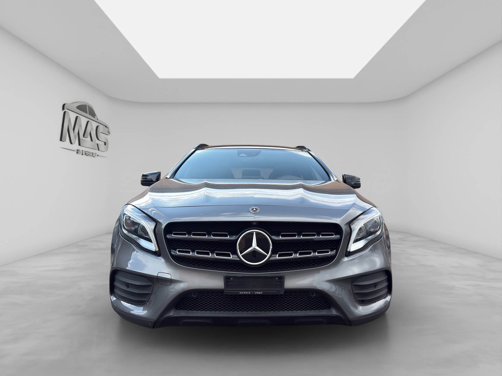 MERCEDES-BENZ GLA 250 2
