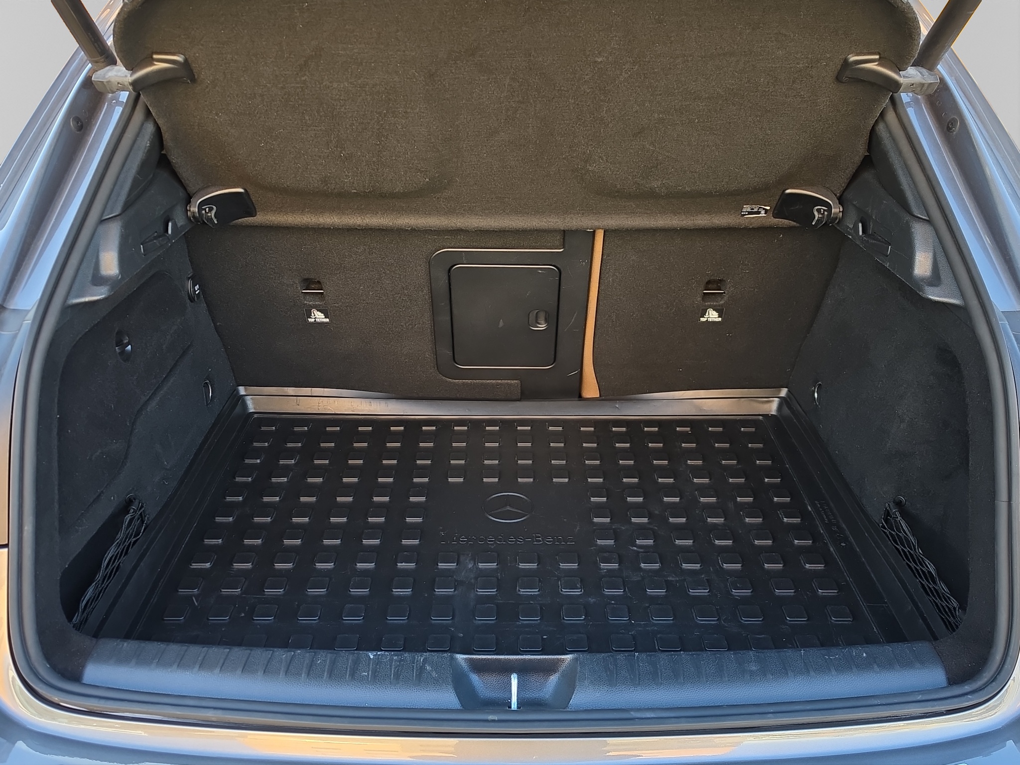 MERCEDES-BENZ GLA 250 13