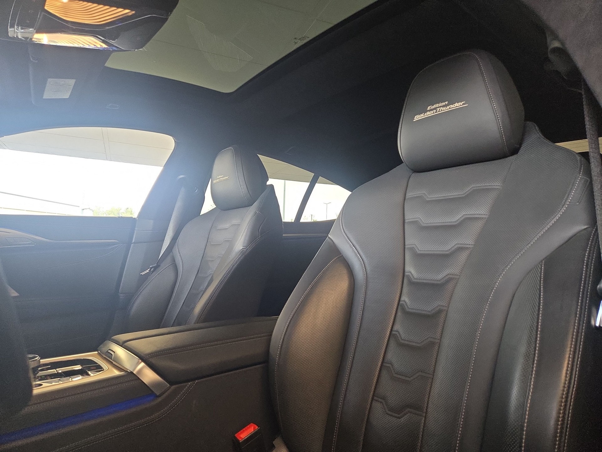 BMW M850i xDrive Steptronic Golden Thunder Edition - 10
