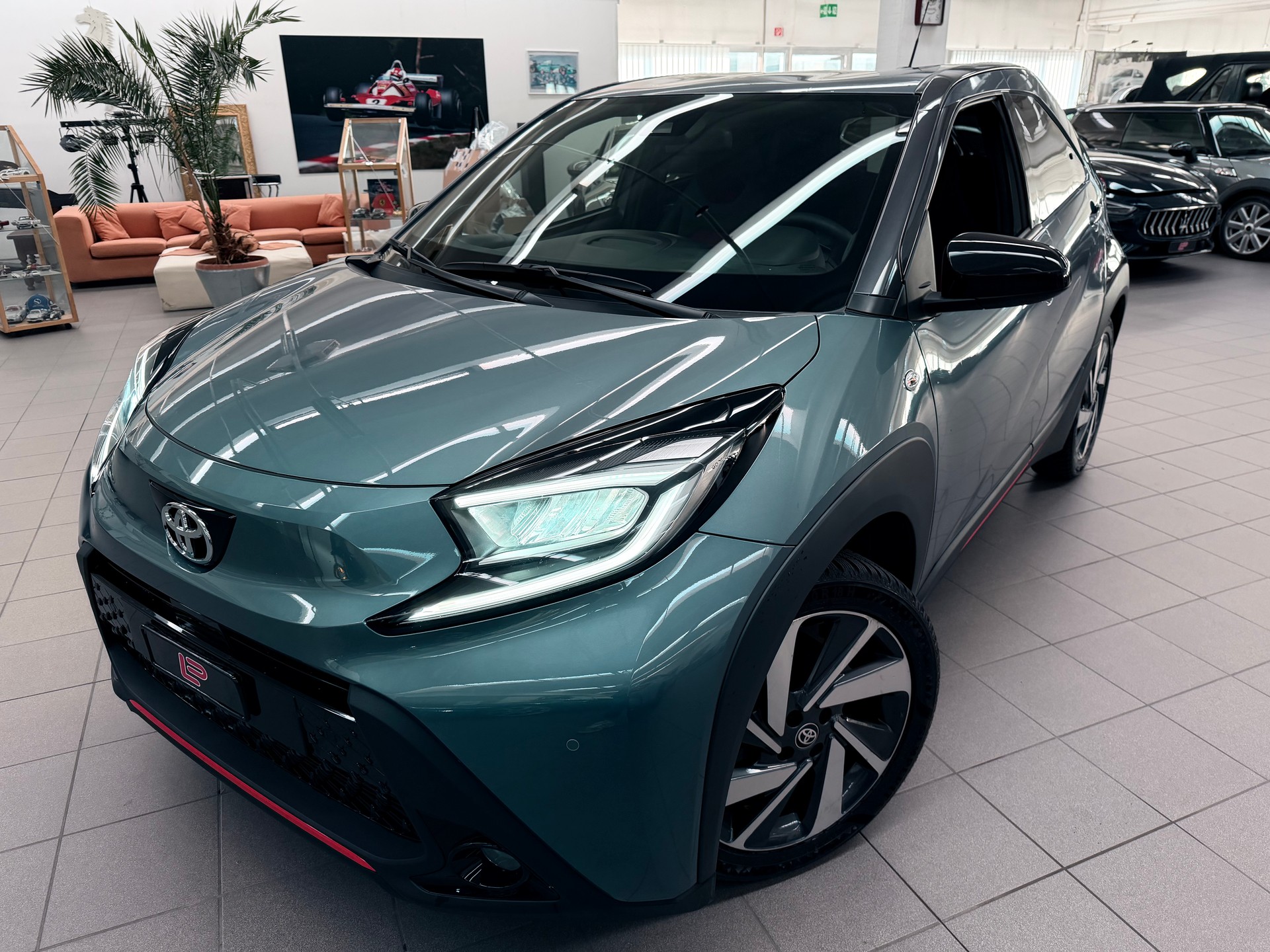 TOYOTA Aygo X 1.0 VVT-i Undercover CVT