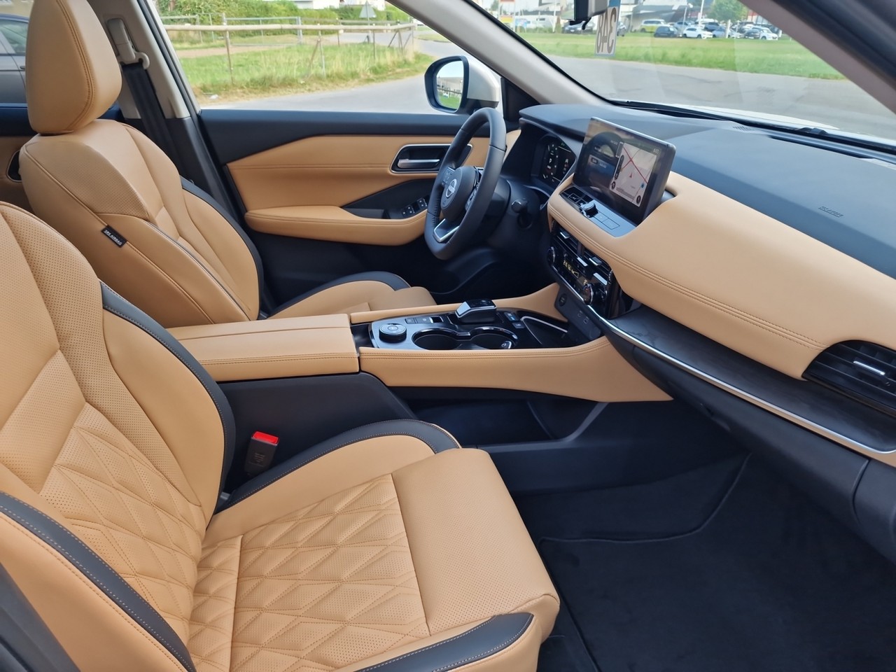 nissan Gallery 20