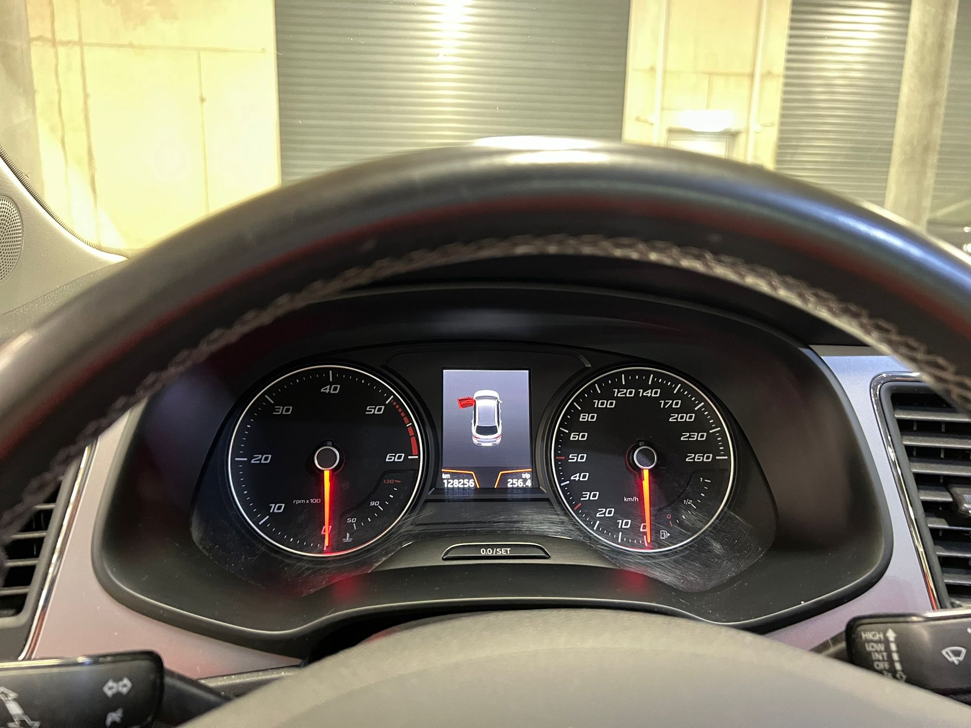 SEAT Leon ST 1.6 TDI CR Style DSG - 10