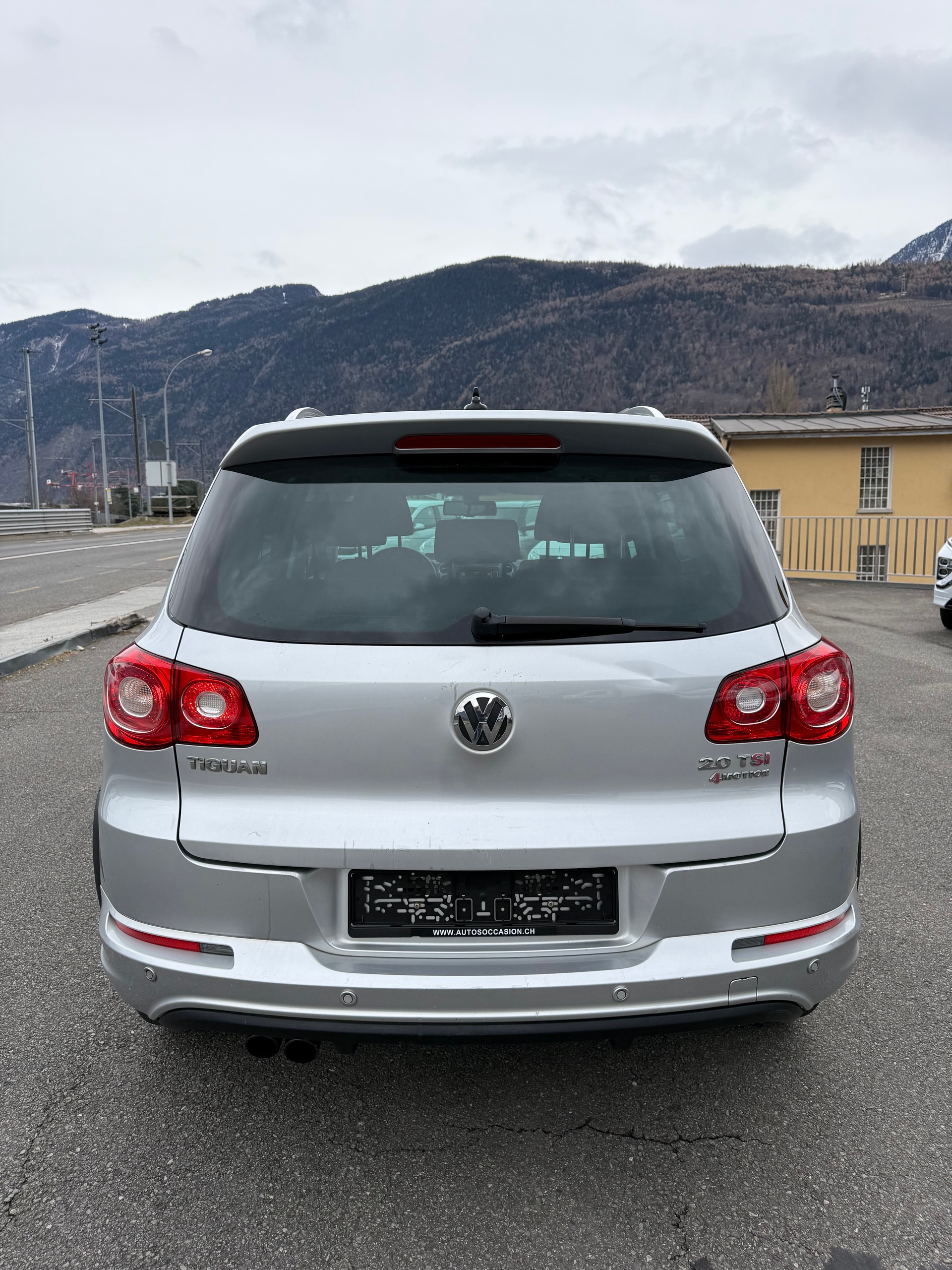 VW Tiguan 2.0 TSI Team DSG - 8