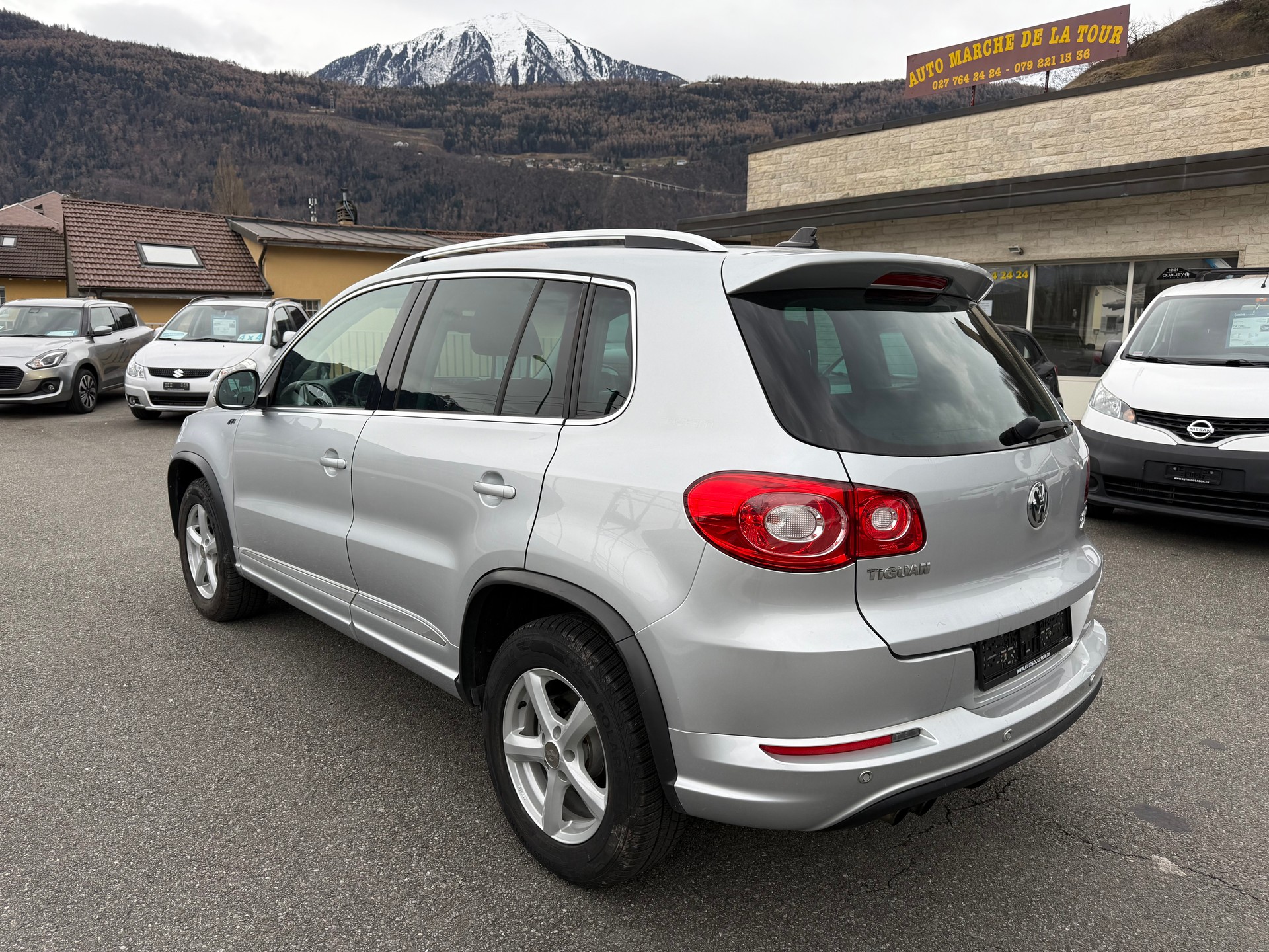 VW Tiguan 2.0 TSI Team DSG - 9