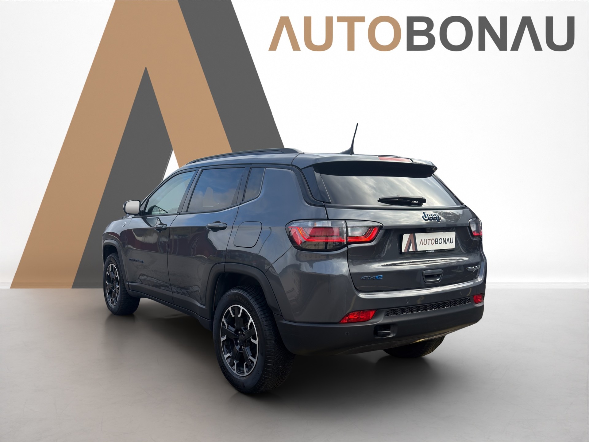 JEEP Compass 1.3T PHEV Trailhawk 4xe - 3
