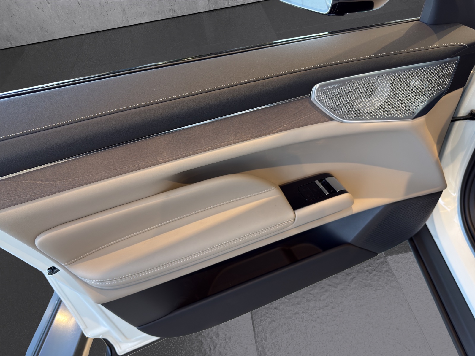 VOLVO ES90 Single 88 kWh Ultra - 9