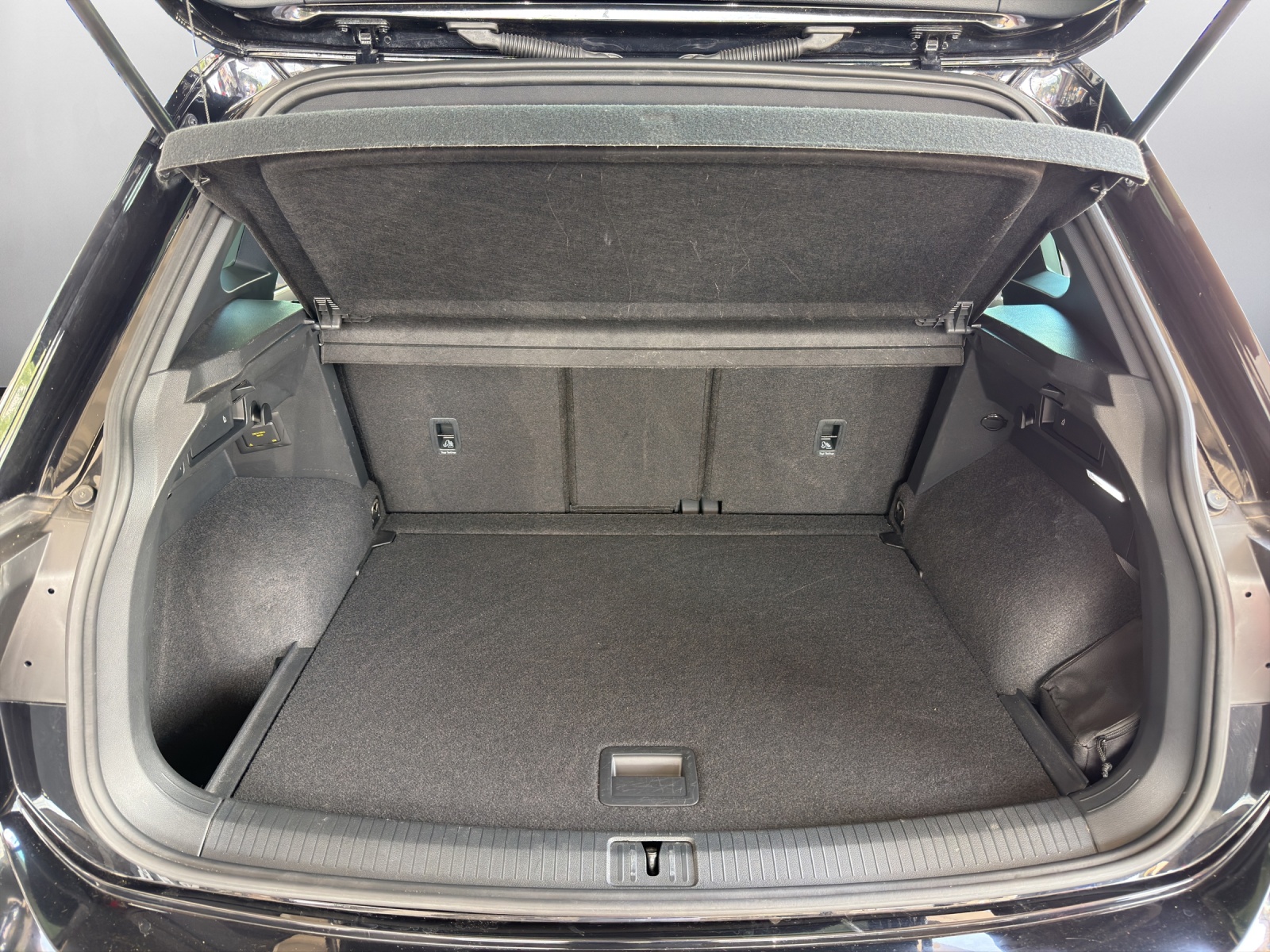 VW Tiguan 2.0TSI R-Line 4Motion DSG - 13