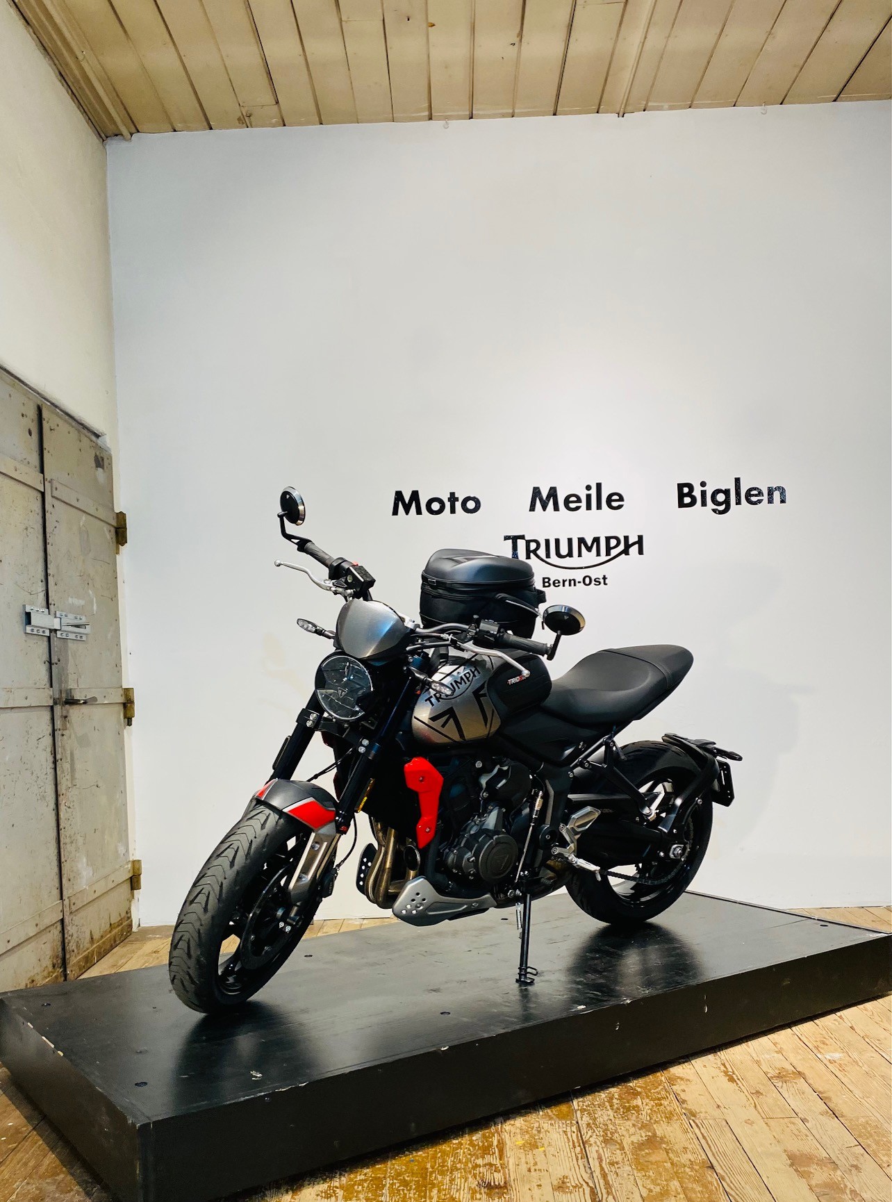 TRIUMPH Trident 660 - 2