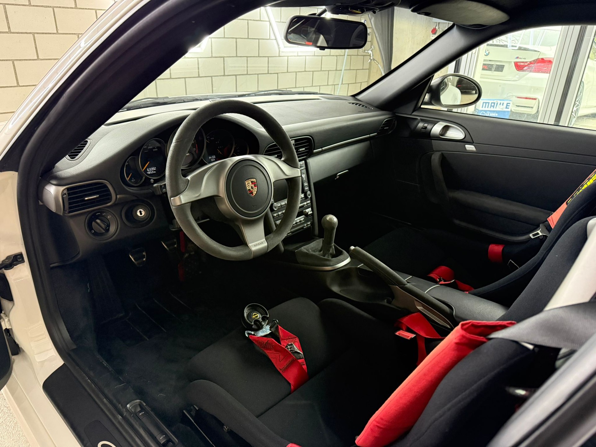 PORSCHE 911 GT3 997.2 - 11