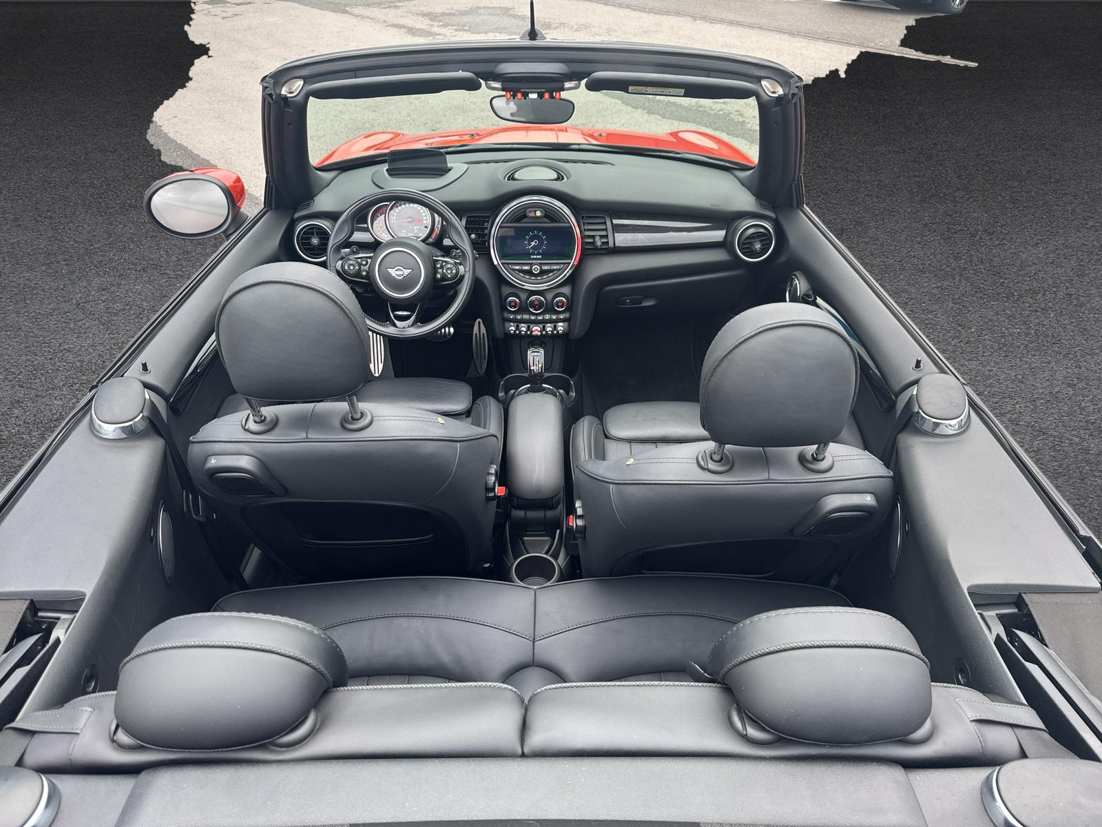 MINI John Cooper Works Cabrio F57 2.0i (CH) - 22