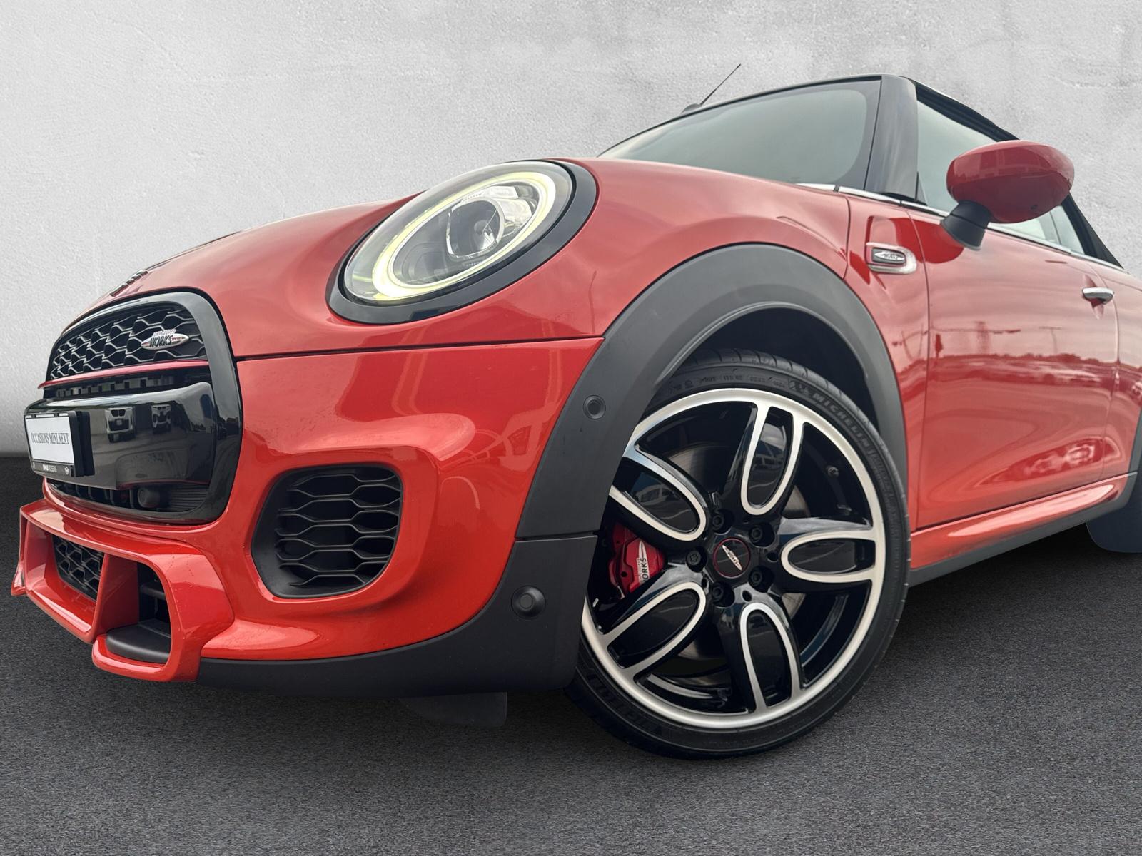 MINI John Cooper Works Cabrio F57 2.0i (CH) - 8