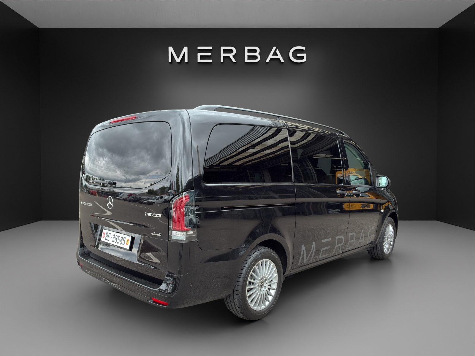 MERCEDES-BENZ Vito 119 CDI Lang Tourer 9G-Tronic 4M Select - 9