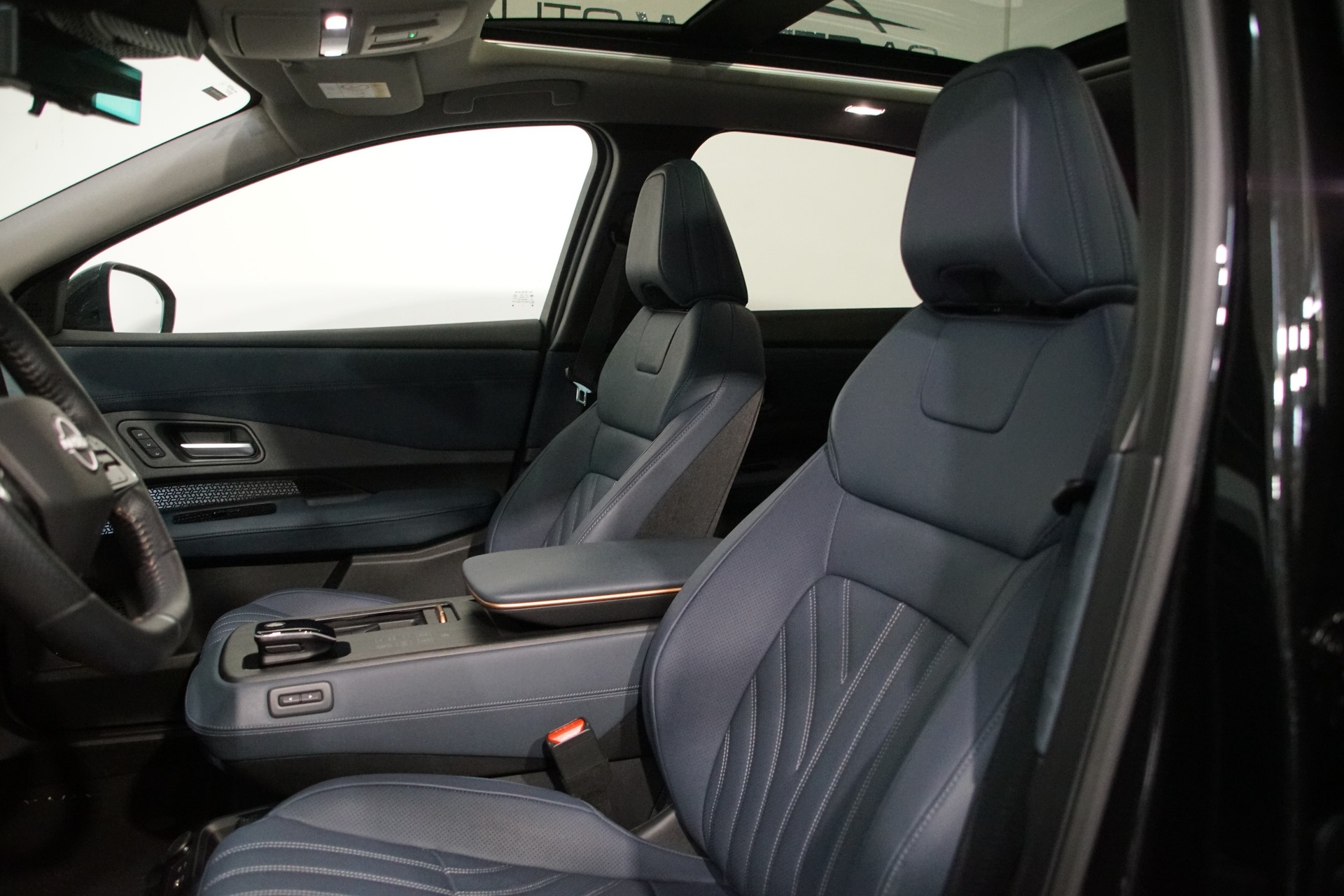 NISSAN Ariya 87 kWh e-4orce Evolve400 Allrad - 13