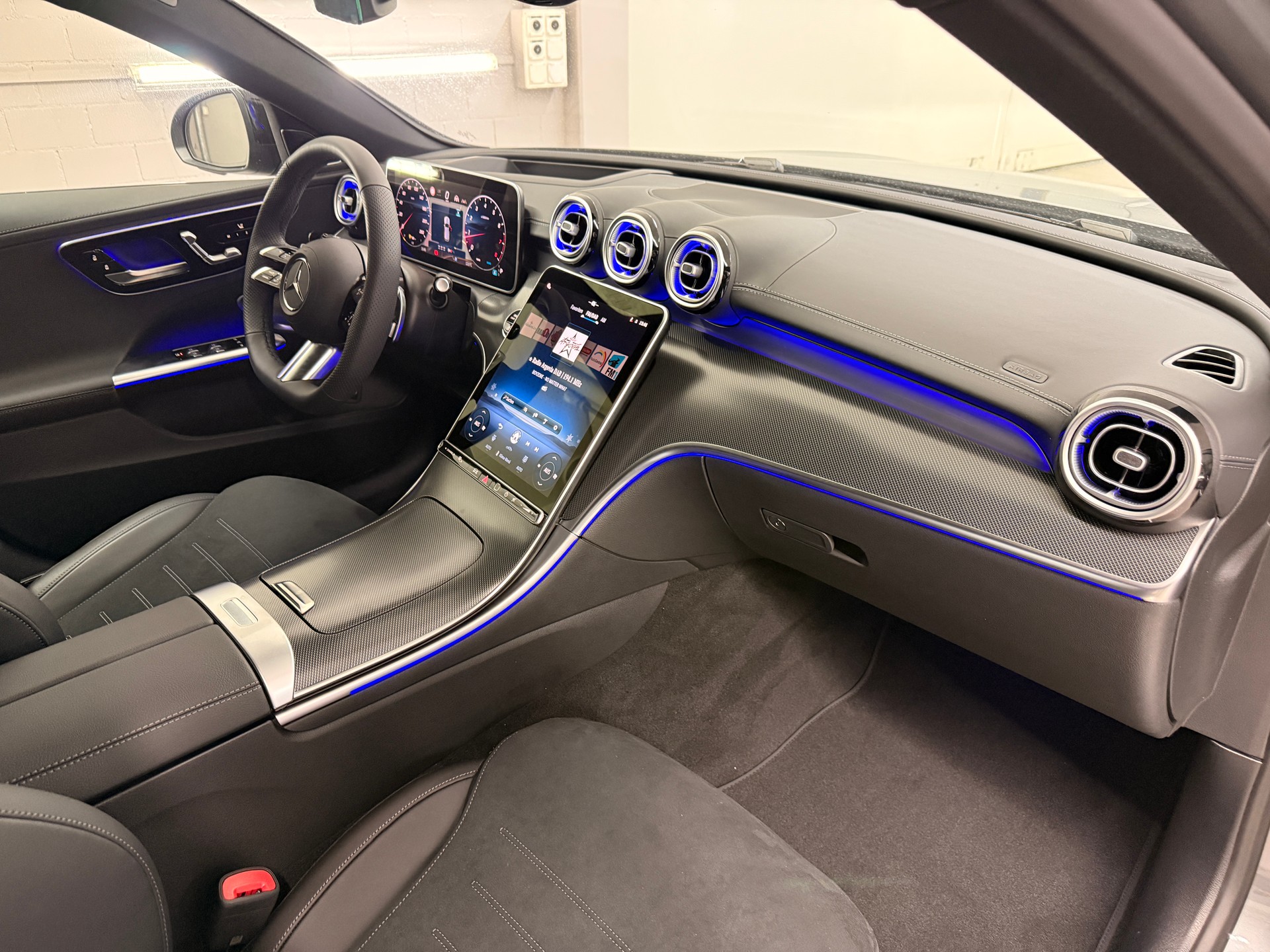 MERCEDES-BENZ C 300 4MATIC T-Modell - 11