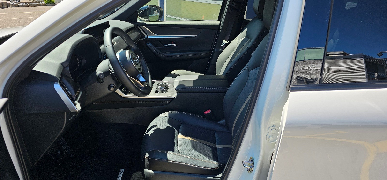 MAZDA CX-60 2.5 PHEV Homura Plus - 11