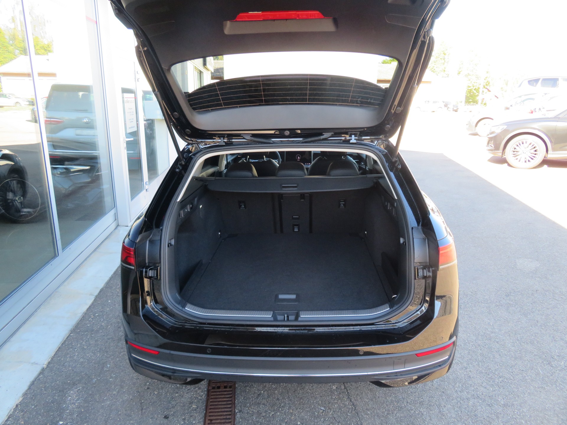 VW Passat Variant 1.5 eTSI evo2 Business DSG - 4