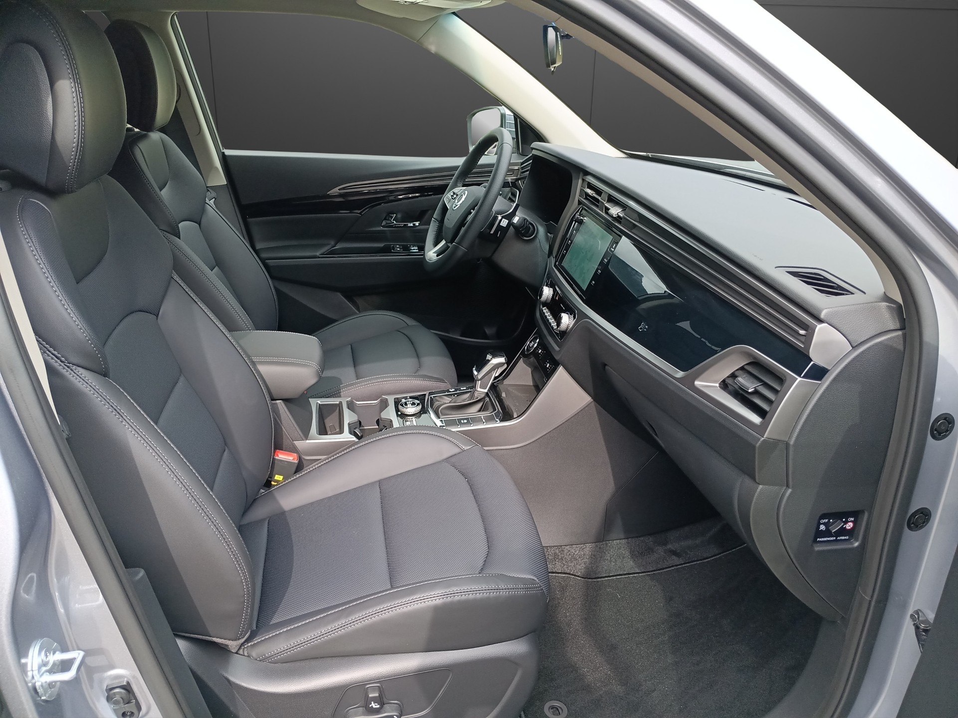 KGM-SsangYong Korando 1.5 T GDI Titanium 4WD Automat - 16
