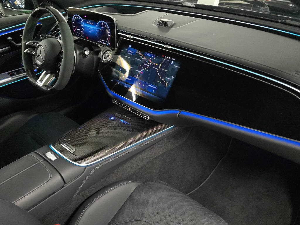 MERCEDES-BENZ E 53 Hybrid AMG 4Matic+ T-Modell - 11
