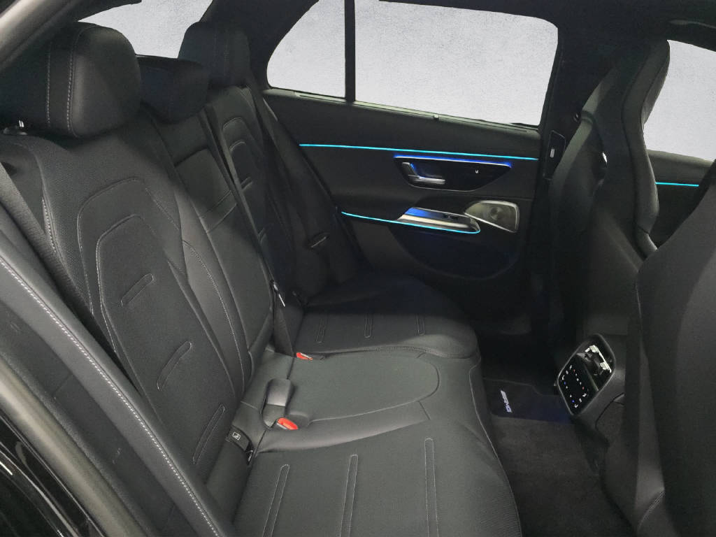 MERCEDES-BENZ E 53 Hybrid AMG 4Matic+ T-Modell - 13
