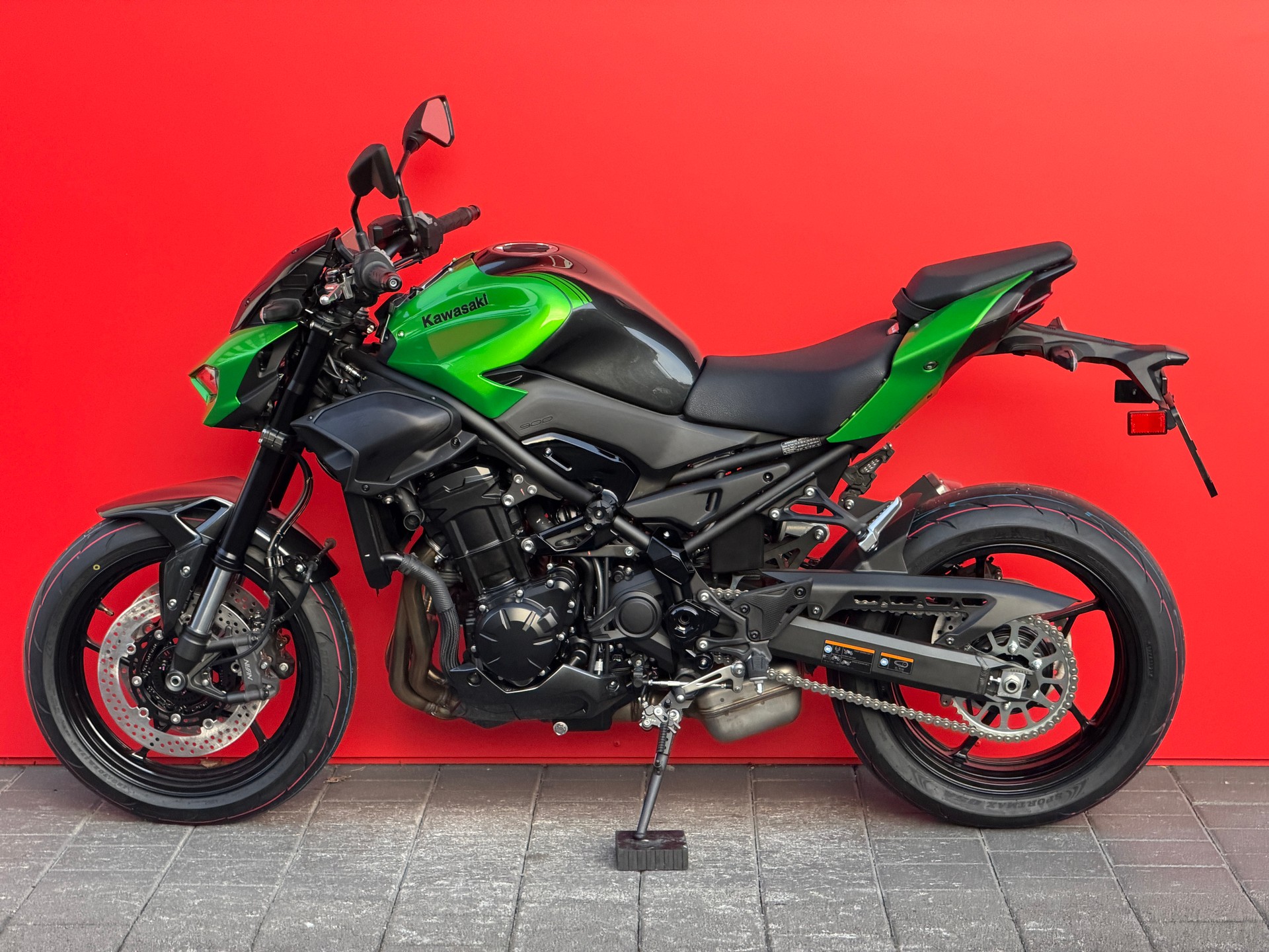 KAWASAKI Z 900 - 6