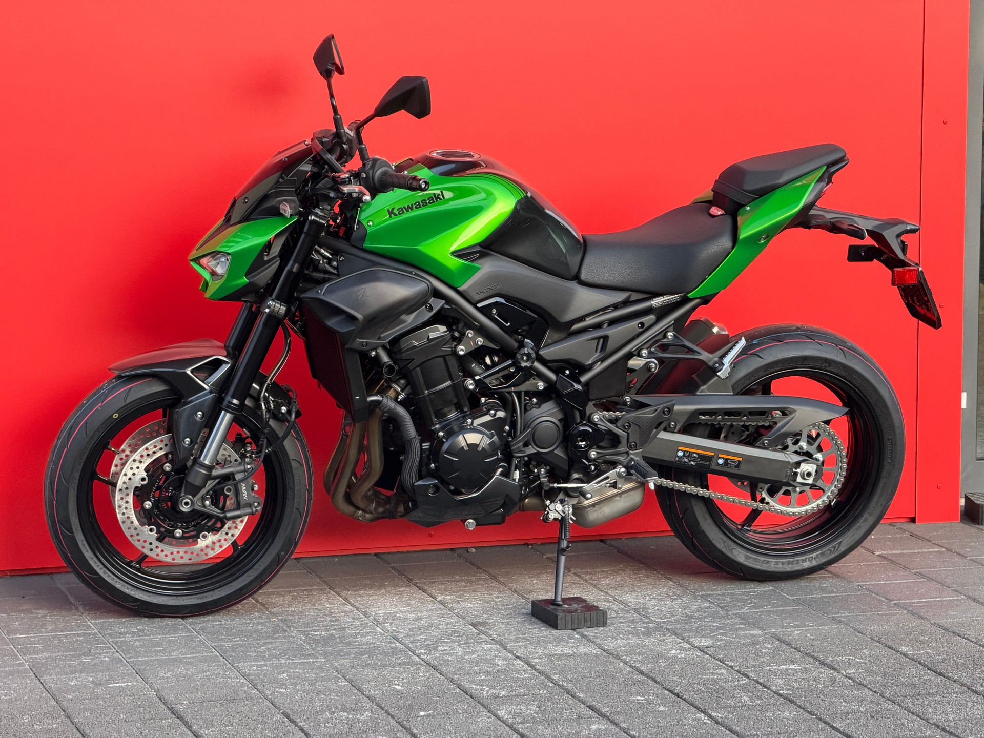 KAWASAKI Z 900 - 14