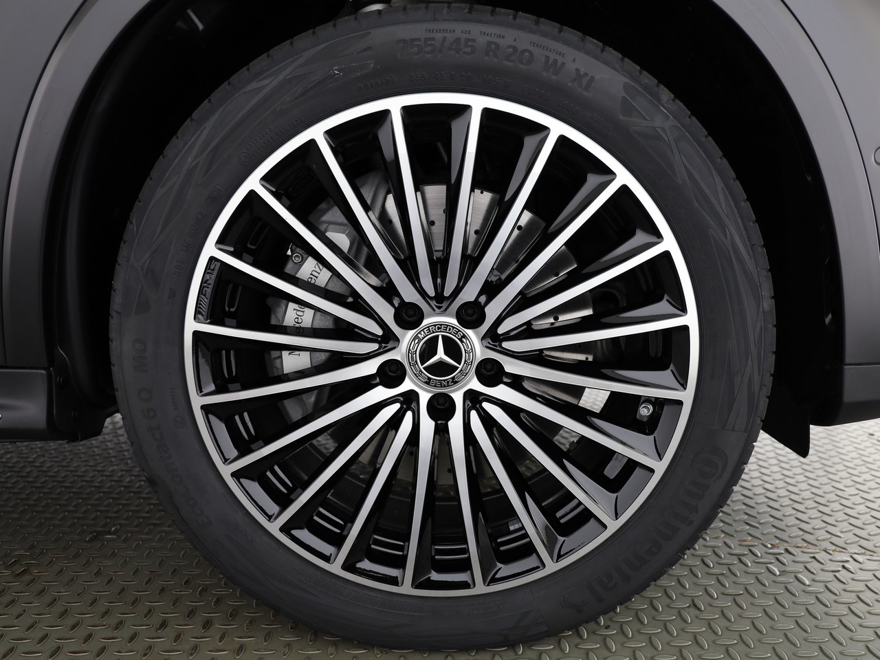 MERCEDES-BENZ GLC 400 e 4Matic 9G-Tronic - 22