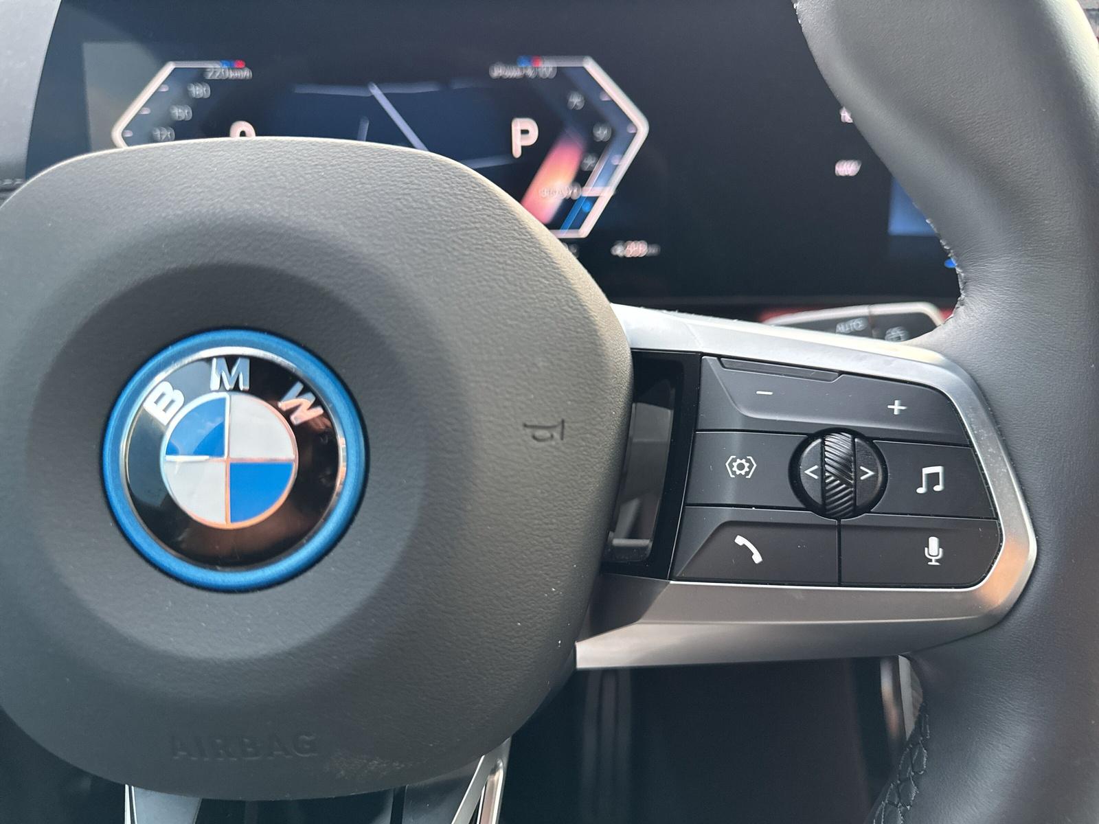 BMW X1 20d M Sport xDrive U11 (CH) AHK 📍 - 12