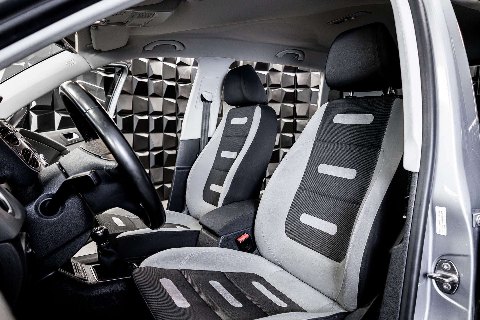 VW Tiguan 1.4 TSI Sport&Style - 10