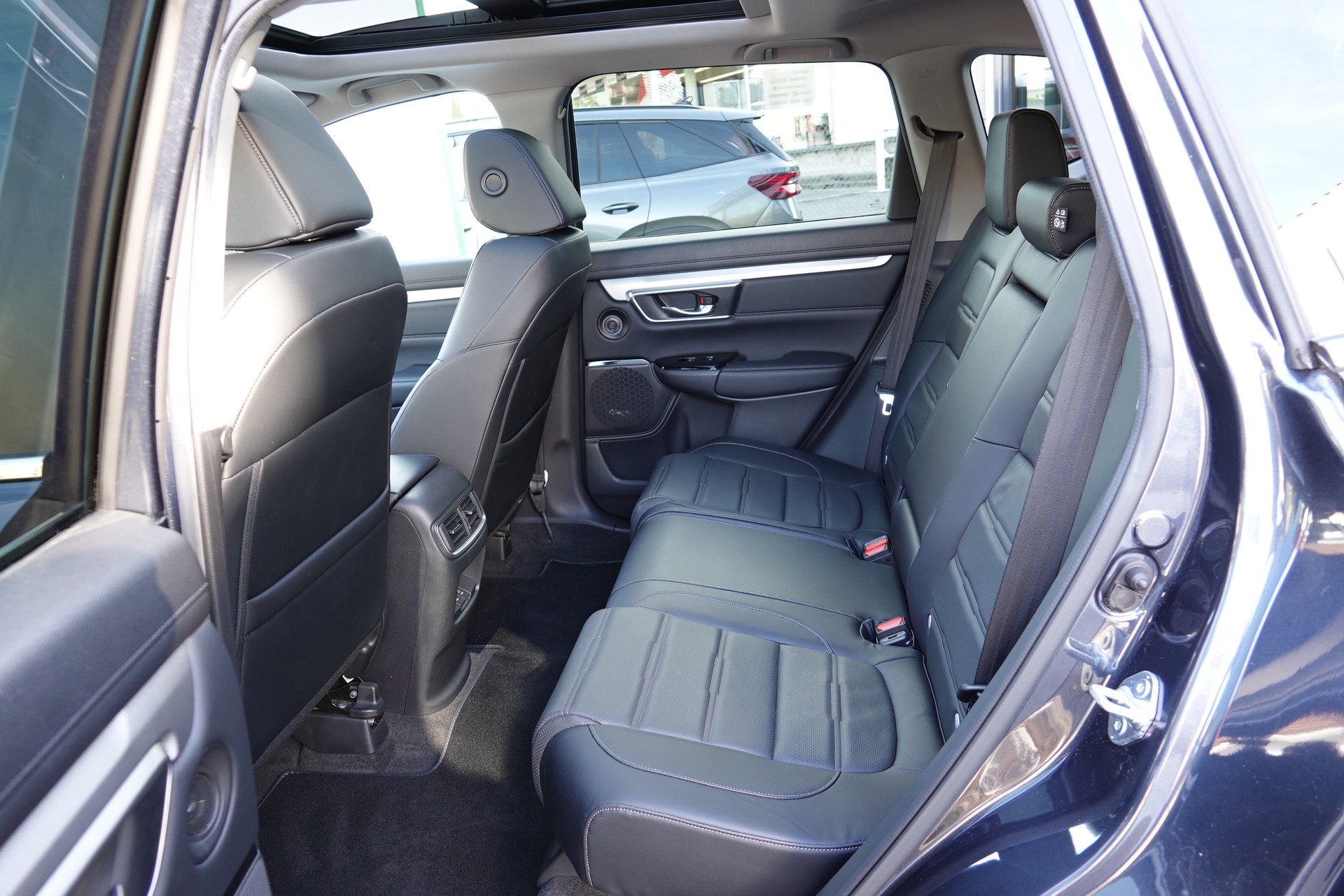 HONDA CR-V 2.0i MMD Hybrid Executive 4WD Automatic - 15