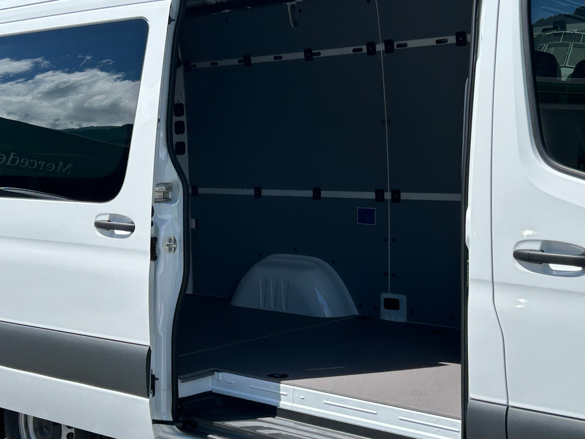 MERCEDES-BENZ Sprinter 315 CDI PRO KA Standard - 13