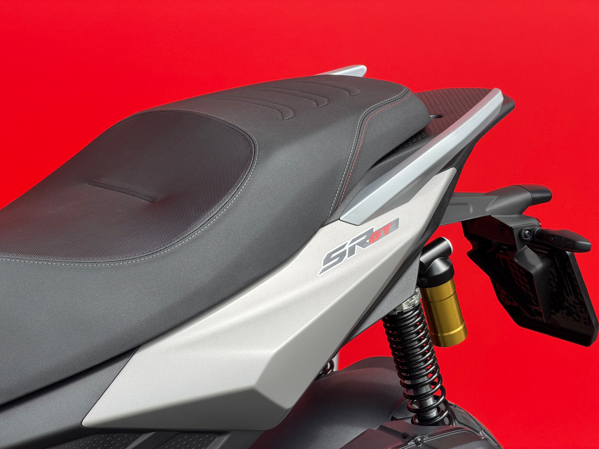 APRILIA SR 400 GT - 16