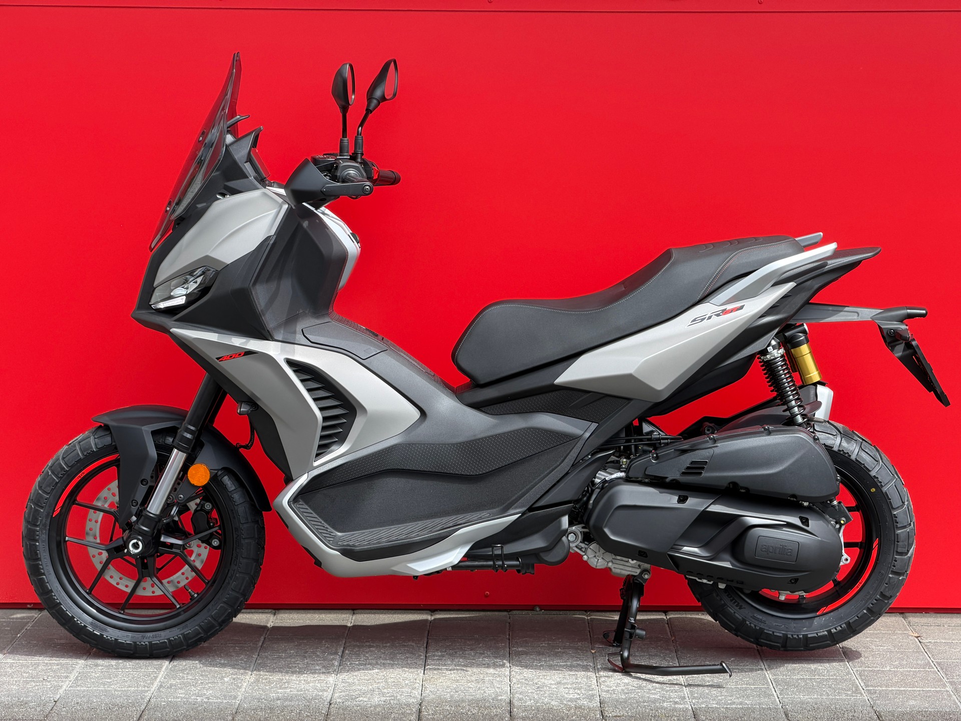 APRILIA SR 400 GT - 4