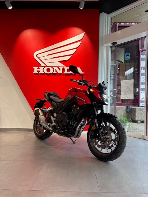 HONDA CB 500 Hornet E-clutch