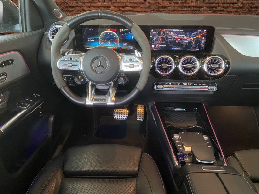 MERCEDES-BENZ GLA 45 S AMG 4Matic+ - 10