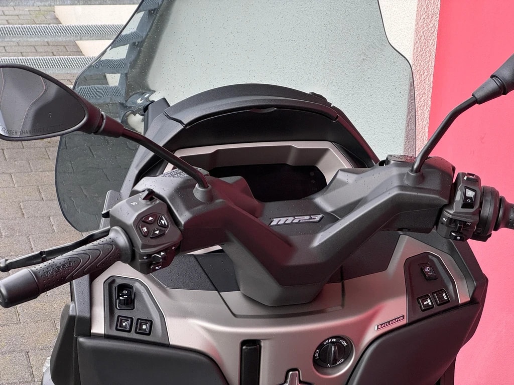 PIAGGIO MP3 530 Exclusive E5+ - 14