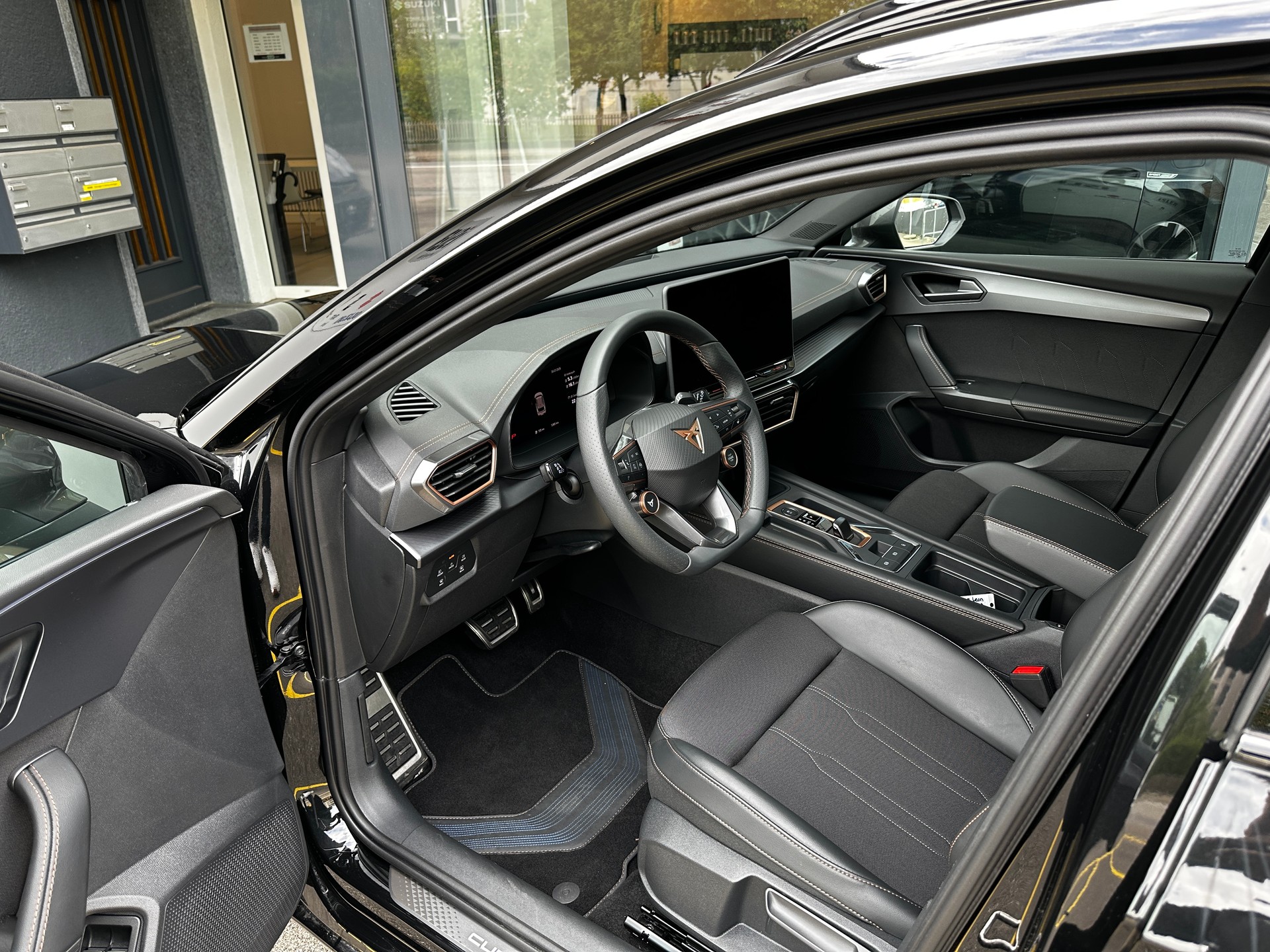 CUPRA LEON ST 1.5 e-HYBRID pHEV VZ DSG - 10