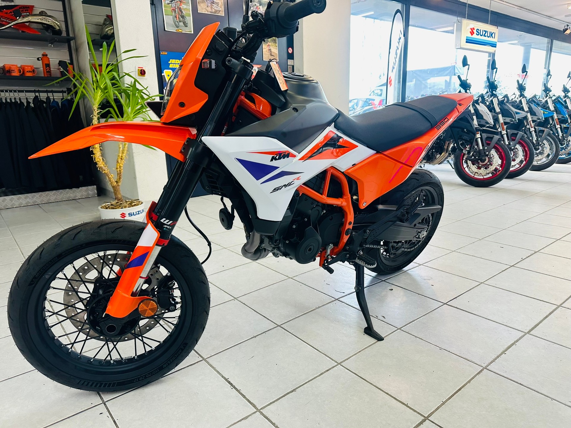 KTM 390 SMC-R - 7
