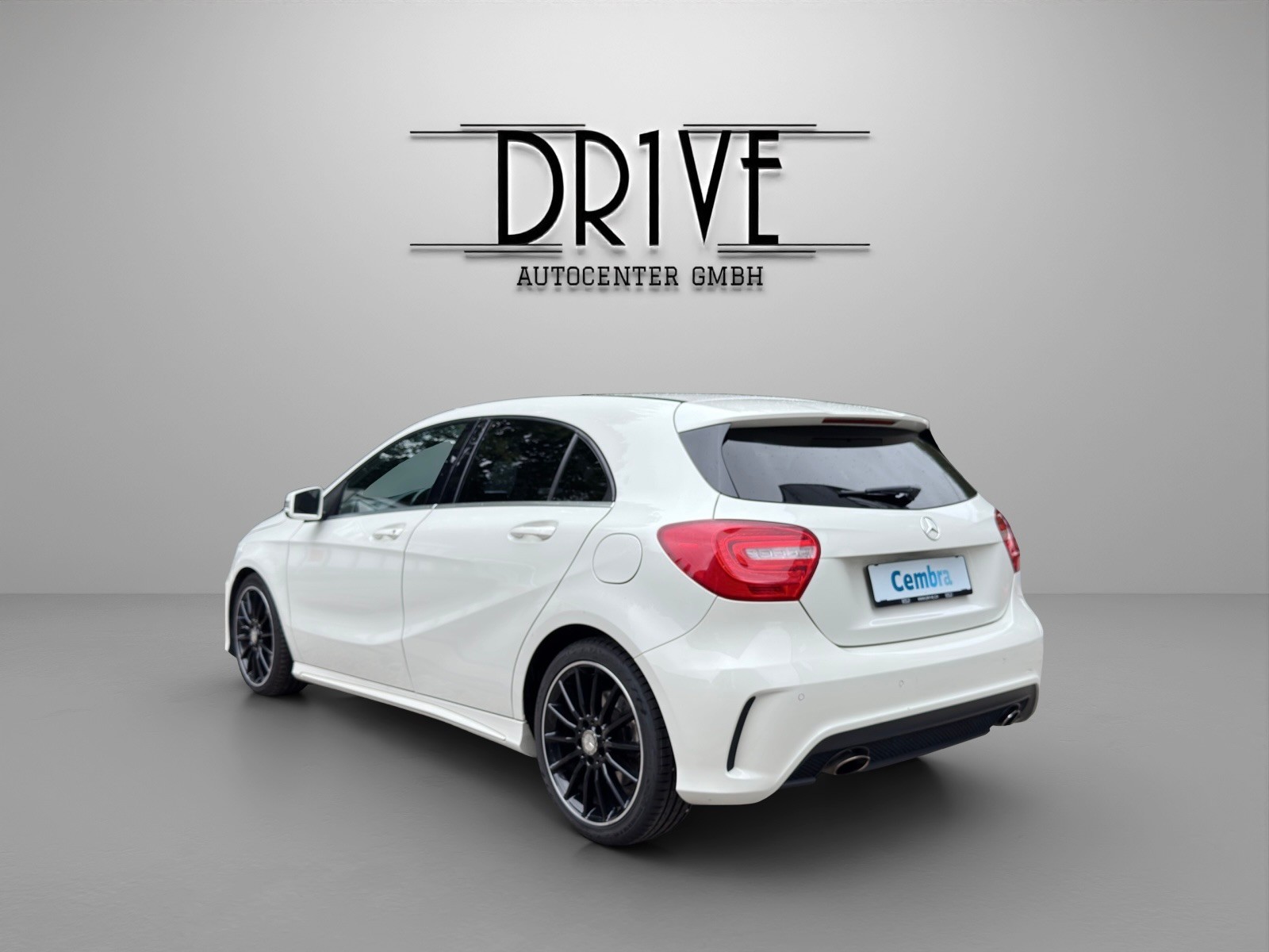MERCEDES-BENZ A 250 AMG Line 7G-DCT - 7