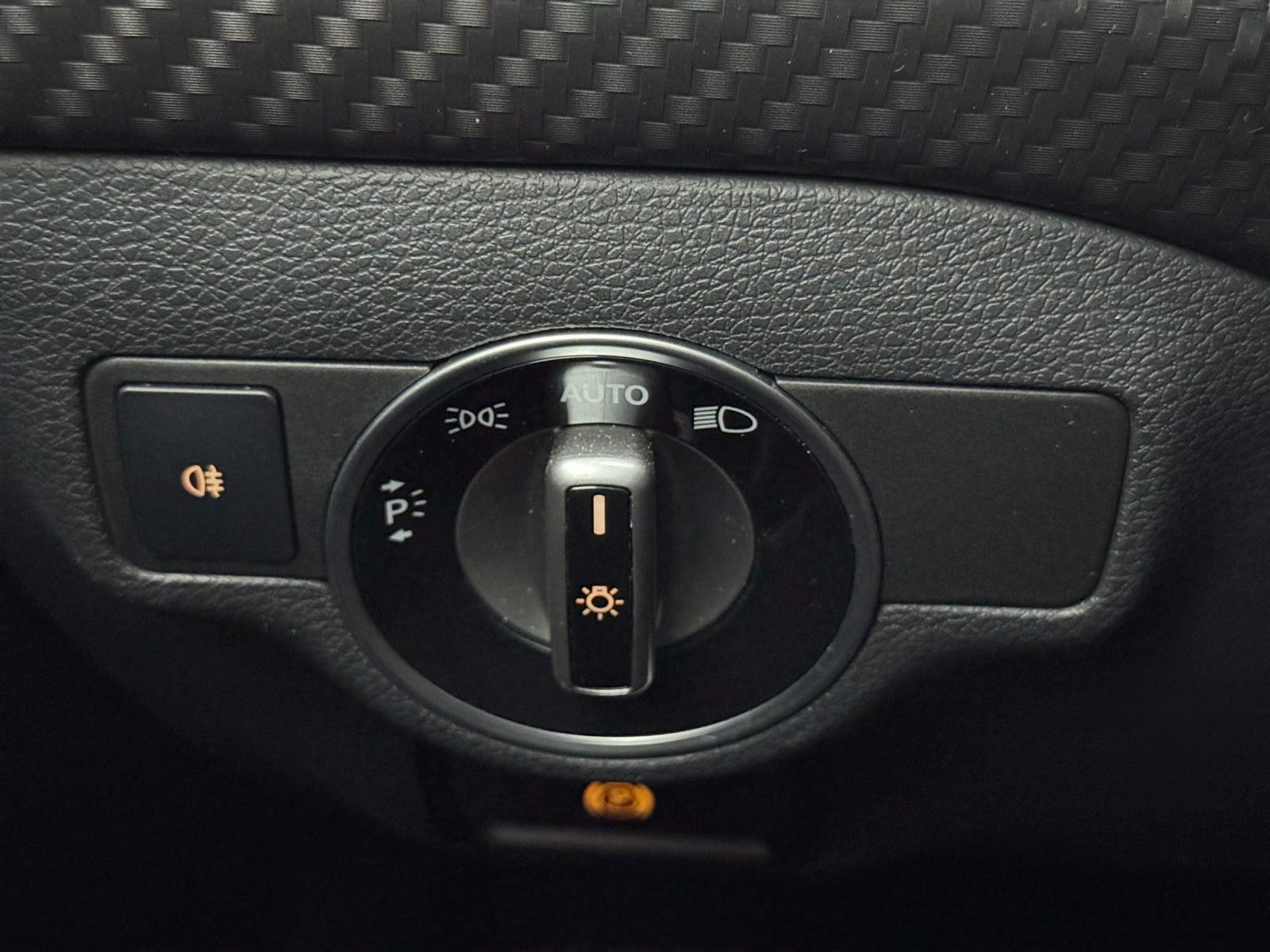 MERCEDES-BENZ A 250 AMG Line 7G-DCT - 18