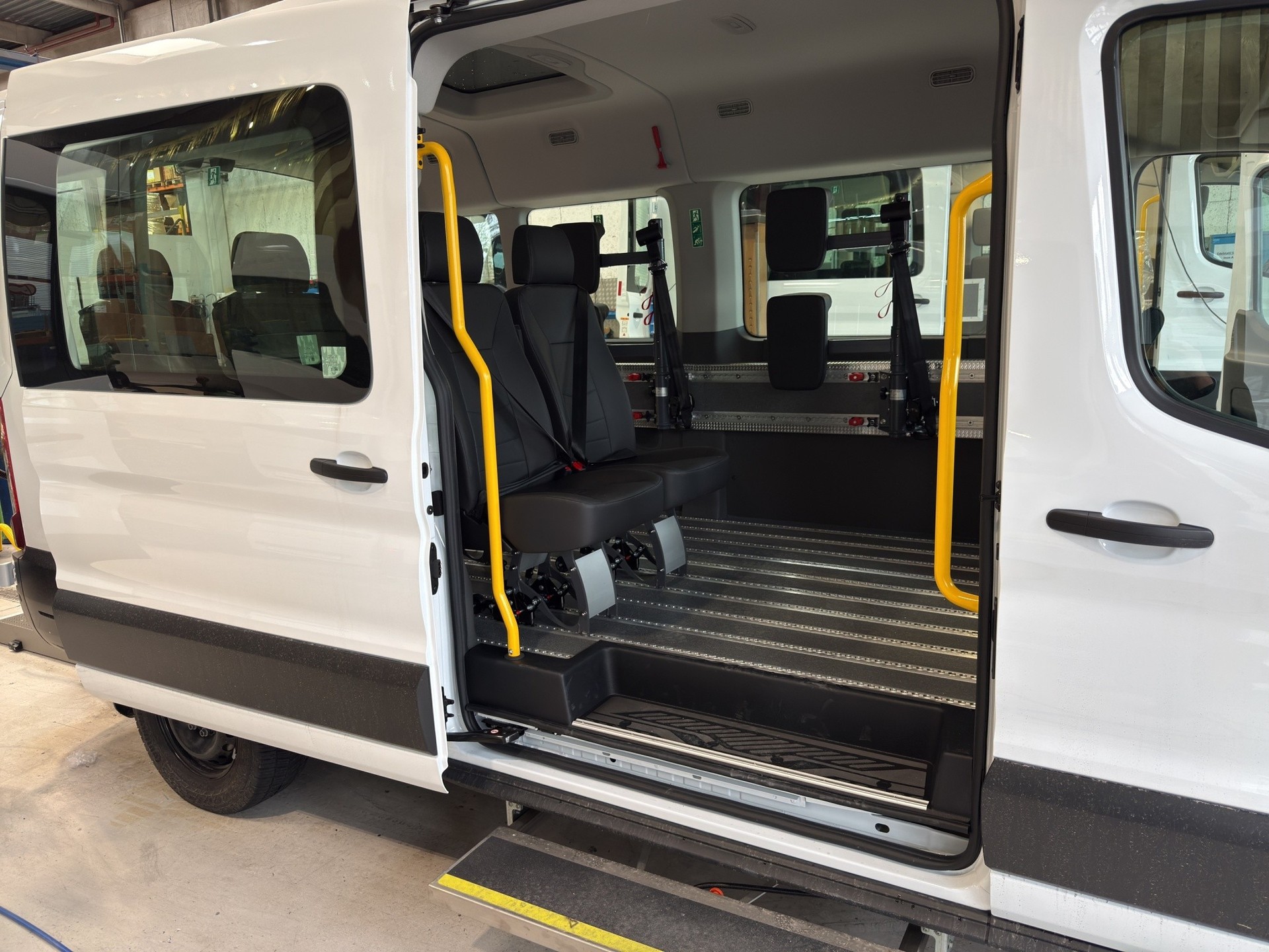 FORD Transit Combi 350 L3 Trend FWD A - 17