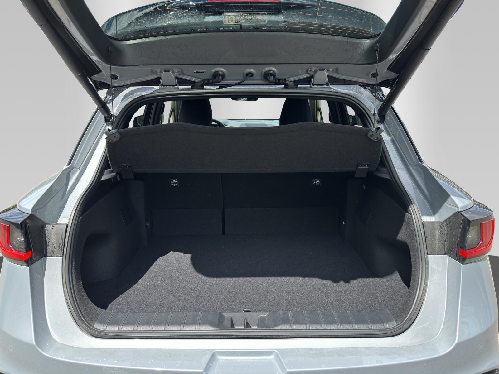LEXUS LBX 1.5 Hybrid Emotion AWD - 13