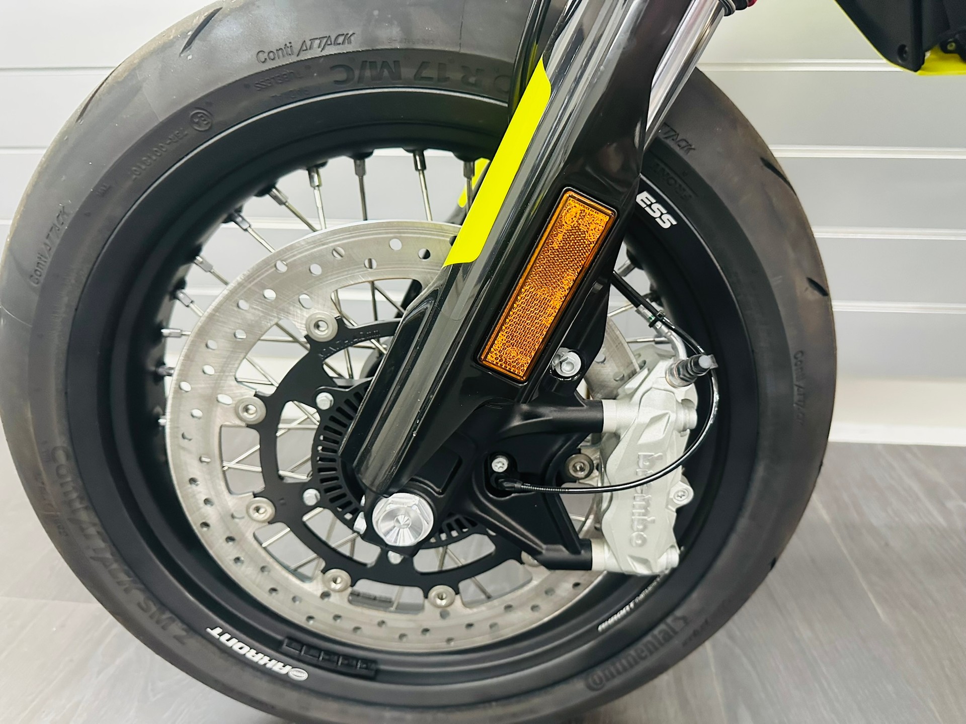 HUSQVARNA 701 Supermoto (35kW) - 9
