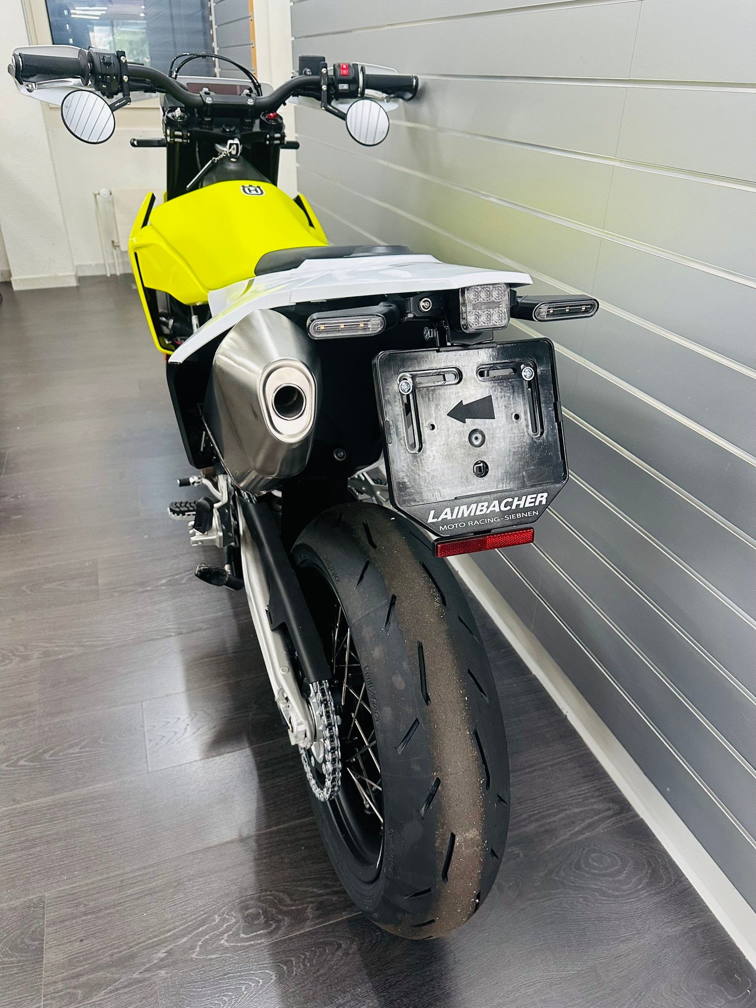 HUSQVARNA 701 Supermoto (35kW) - 7