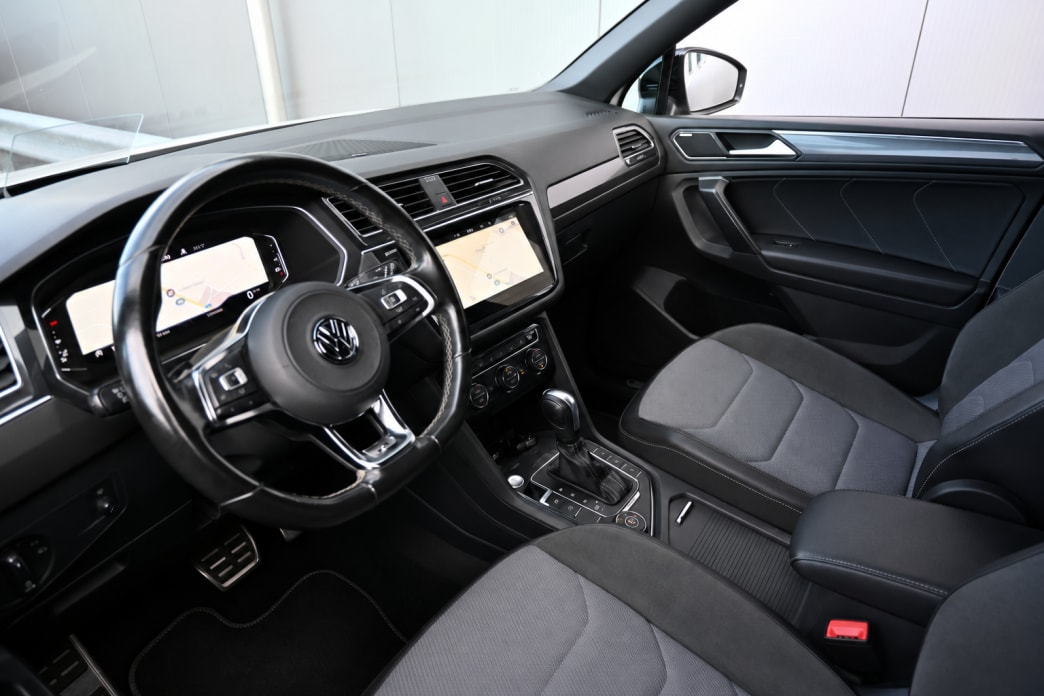 VW Tiguan Allspace 2.0 TDI R-Line Highline 4Motion DSG - 10