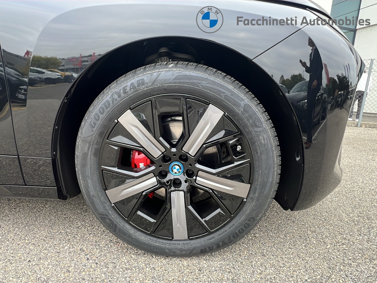 BMW iX xDrive45 M Sport Pro - 9