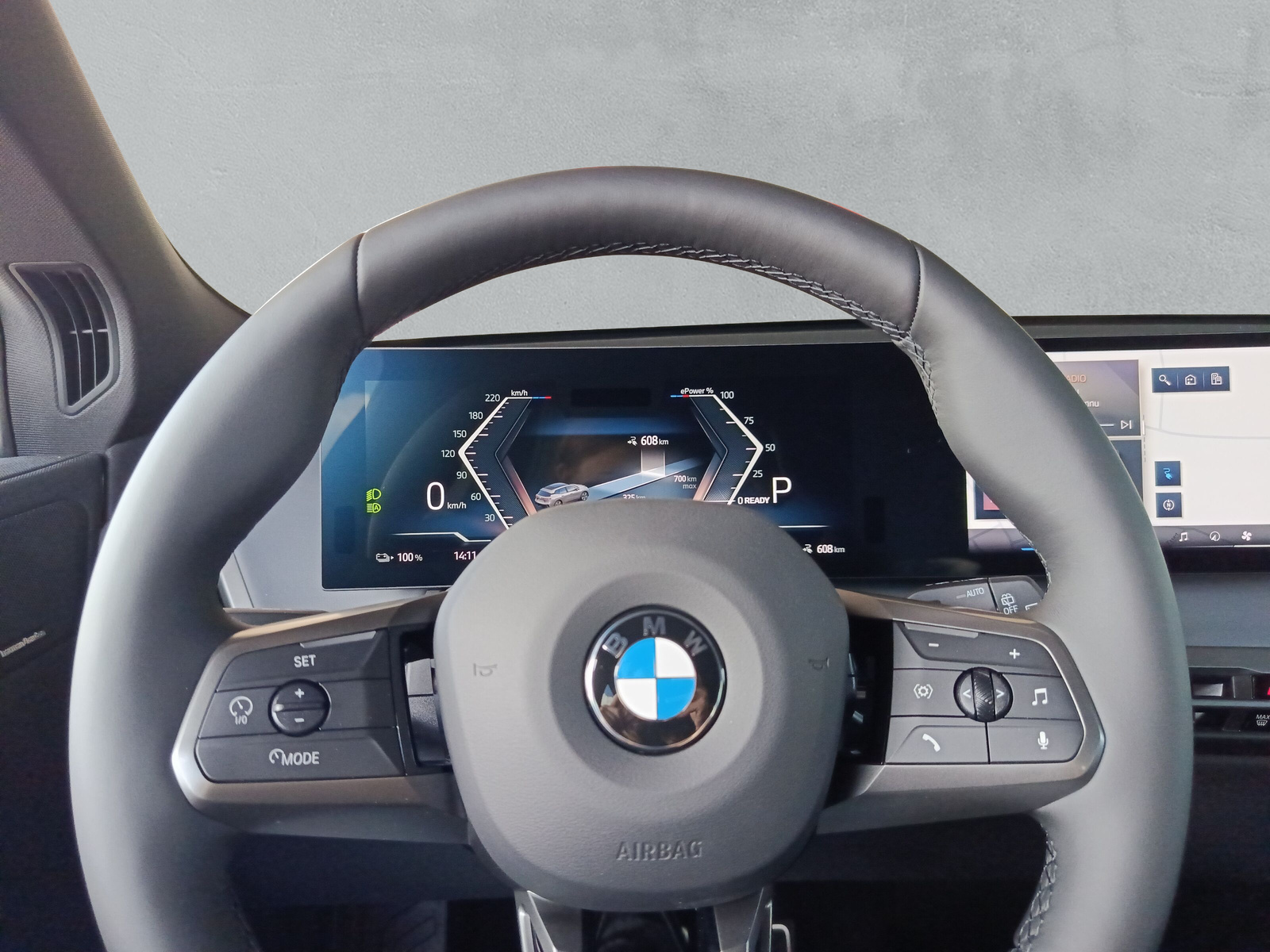 BMW iX xDrive60 M Sport Pro - 23