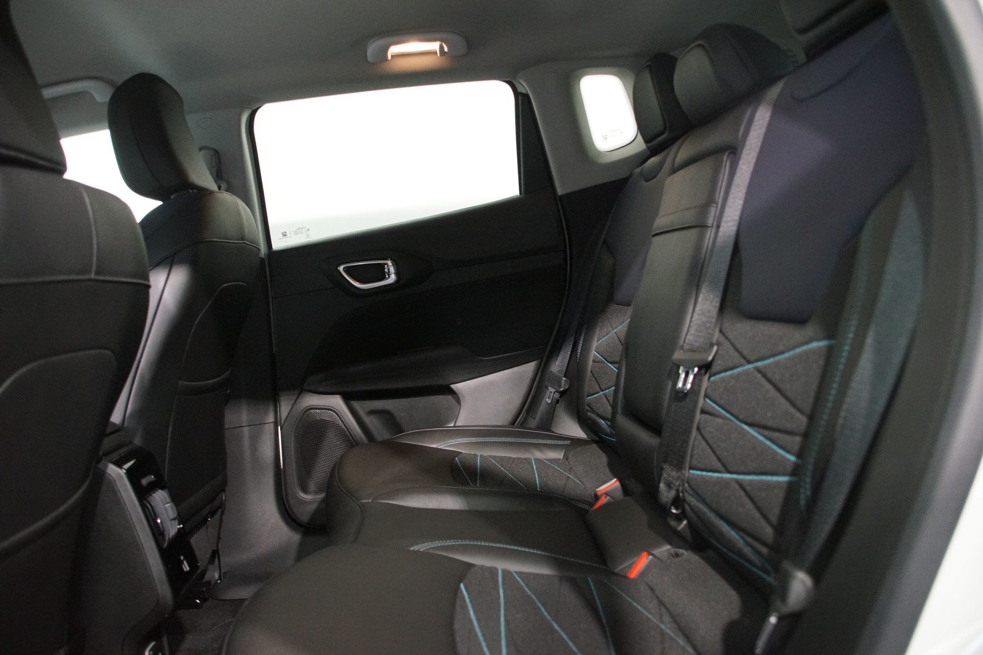 JEEP Compass 1.3 T PHEV Upland AWD - 18