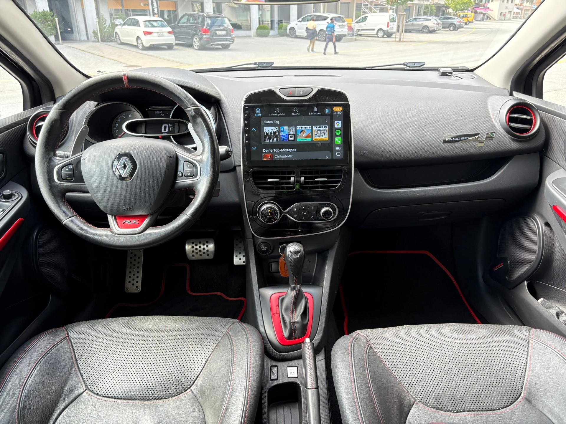 RENAULT Clio 1.6 T RS 200 EDC - 14