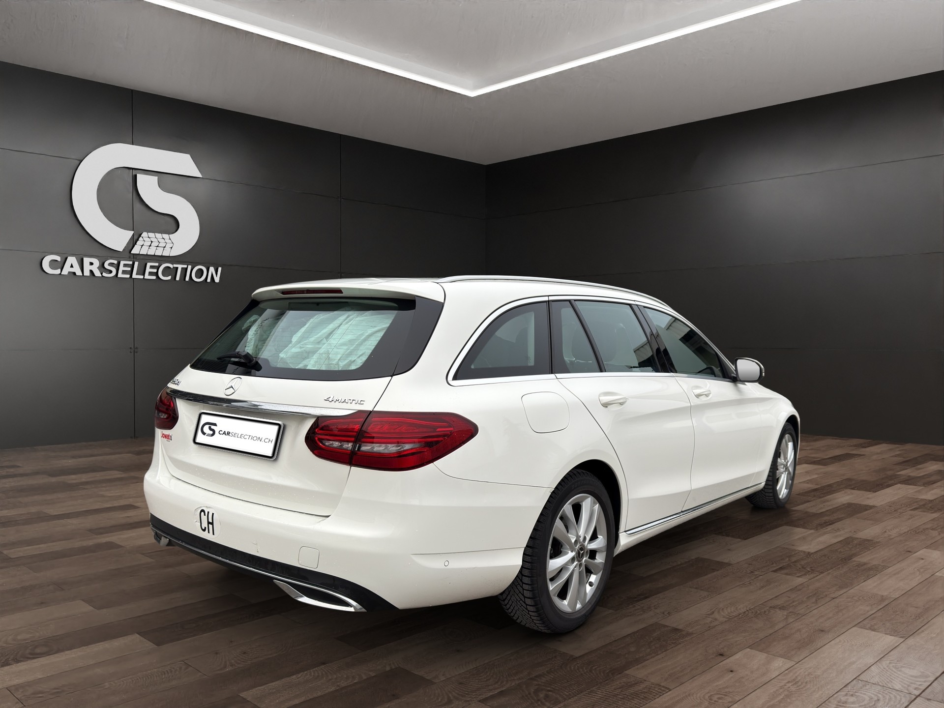 MERCEDES-BENZ C 220 d Avantgarde 4Matic 9G-Tronic**Sommer & Winter Reifen** - 4